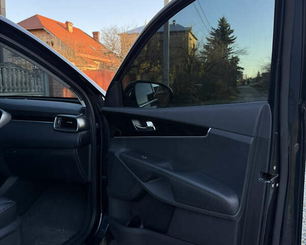 Синий Киа Соренто, объемом двигателя 2 л и пробегом 207 тыс. км за 22800 $, фото 32 на Automoto.ua