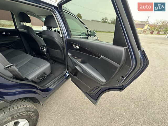 Киа Соренто 2017 в Киеве на Automoto.ua Синий Киа Соренто, объемом двигателя 2.4 л и пробегом 100 тыс. км за 15700 $, фото 46 на Automoto.ua