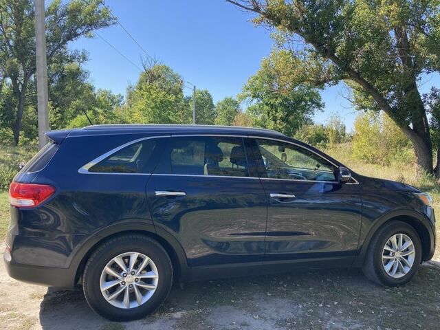 Синий Киа Соренто, объемом двигателя 2.4 л и пробегом 94 тыс. км за 16000 $, фото 7 на Automoto.ua