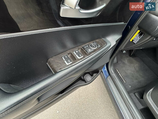 Киа Соренто 2017 в Киеве на Automoto.ua Синий Киа Соренто, объемом двигателя 2.4 л и пробегом 100 тыс. км за 15700 $, фото 26 на Automoto.ua