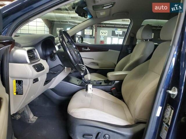 Синий Киа Соренто, объемом двигателя 2.4 л и пробегом 160 тыс. км за 2500 $, фото 7 на Automoto.ua