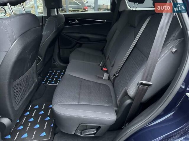 Синій Кіа Соренто, об'ємом двигуна 2.4 л та пробігом 155 тис. км за 14900 $, фото 25 на Automoto.ua
