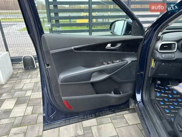 Синій Кіа Соренто, об'ємом двигуна 2.4 л та пробігом 155 тис. км за 14900 $, фото 13 на Automoto.ua