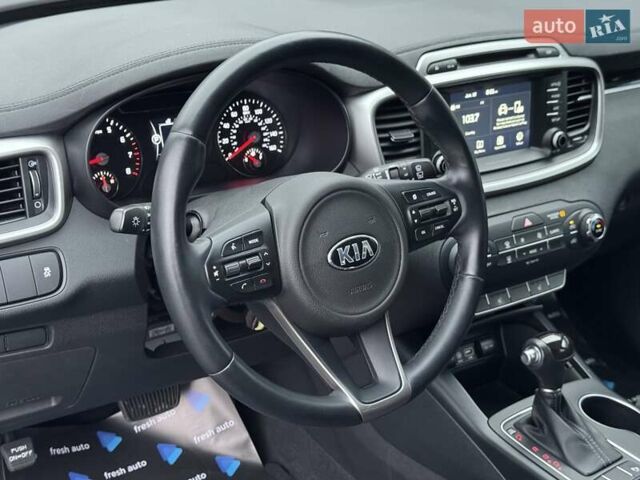 Синій Кіа Соренто, об'ємом двигуна 2.4 л та пробігом 155 тис. км за 14900 $, фото 15 на Automoto.ua