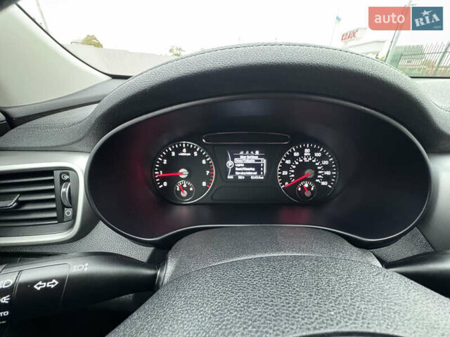 Киа Соренто 2017 в Киеве на Automoto.ua Синий Киа Соренто, объемом двигателя 2.4 л и пробегом 100 тыс. км за 15700 $, фото 55 на Automoto.ua