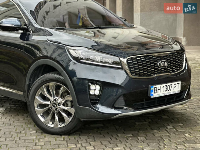 Синий Киа Соренто, объемом двигателя 2 л и пробегом 111 тыс. км за 21900 $, фото 1 на Automoto.ua