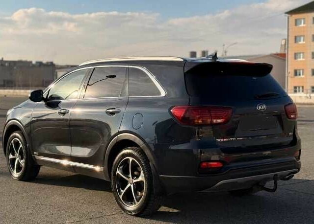 Киа Соренто 2018 в Киеве на Automoto.ua Синий Киа Соренто, объемом двигателя 2.2 л и пробегом 99 тыс. км за 17300 $, фото 2 на Automoto.ua