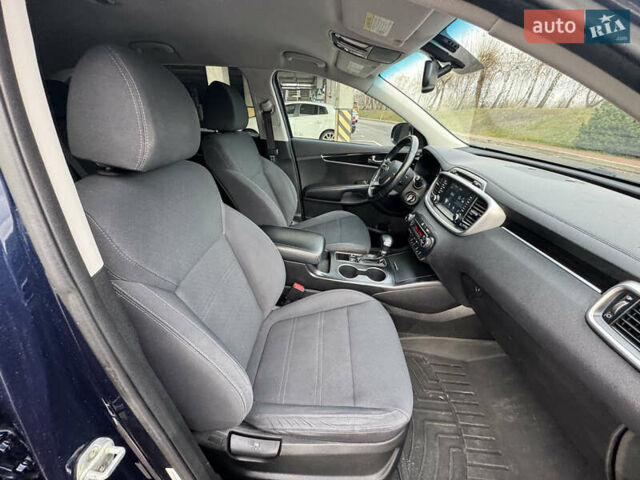 Синій Кіа Соренто, об'ємом двигуна 0 л та пробігом 230 тис. км за 14999 $, фото 36 на Automoto.ua