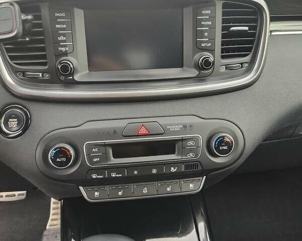 Синий Киа Соренто, объемом двигателя 2.2 л и пробегом 149 тыс. км за 24000 $, фото 13 на Automoto.ua