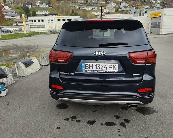 Синий Киа Соренто, объемом двигателя 2.2 л и пробегом 149 тыс. км за 24000 $, фото 4 на Automoto.ua