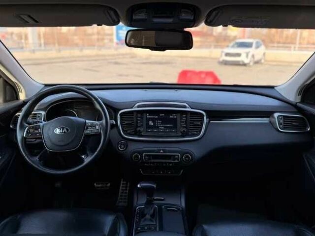 Киа Соренто 2018 в Киеве на Automoto.ua Синий Киа Соренто, объемом двигателя 2.2 л и пробегом 99 тыс. км за 17300 $, фото 8 на Automoto.ua