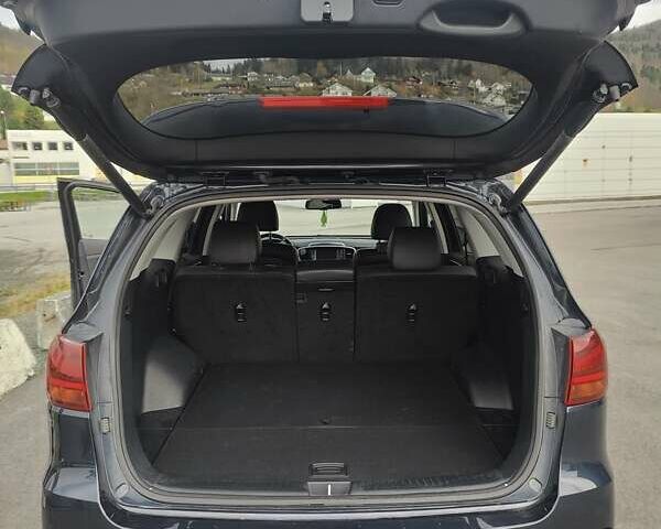 Синий Киа Соренто, объемом двигателя 2.2 л и пробегом 149 тыс. км за 24000 $, фото 14 на Automoto.ua