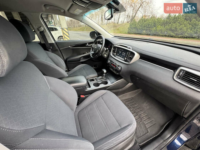 Синій Кіа Соренто, об'ємом двигуна 0 л та пробігом 230 тис. км за 14999 $, фото 37 на Automoto.ua