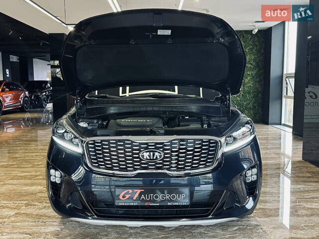 Синий Киа Соренто, объемом двигателя 2.2 л и пробегом 166 тыс. км за 25000 $, фото 54 на Automoto.ua