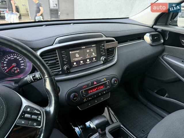 Синій Кіа Соренто, об'ємом двигуна 2.2 л та пробігом 271 тис. км за 21500 $, фото 12 на Automoto.ua