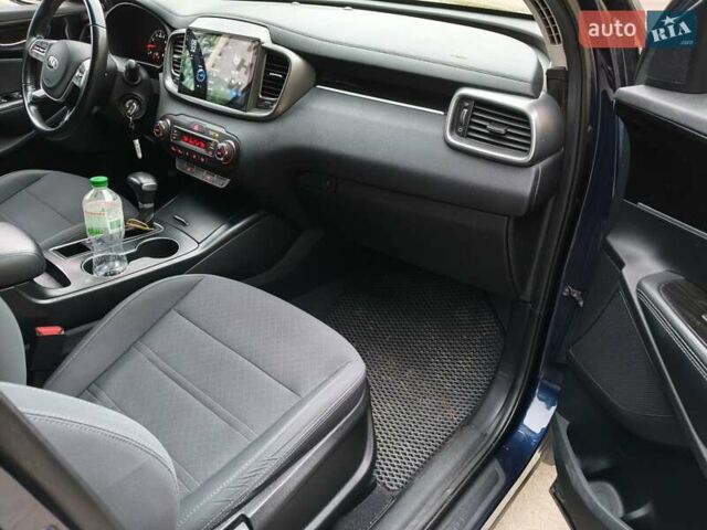 Синій Кіа Соренто, об'ємом двигуна 2.36 л та пробігом 96 тис. км за 16300 $, фото 18 на Automoto.ua