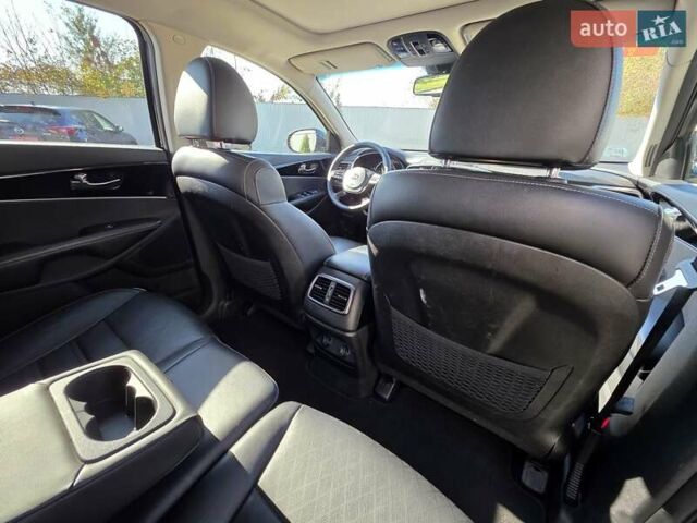 Синій Кіа Соренто, об'ємом двигуна 2.2 л та пробігом 93 тис. км за 28950 $, фото 164 на Automoto.ua