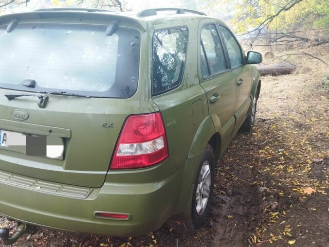 Зеленый Киа Соренто, объемом двигателя 2.5 л и пробегом 243 тыс. км за 3800 $, фото 5 на Automoto.ua