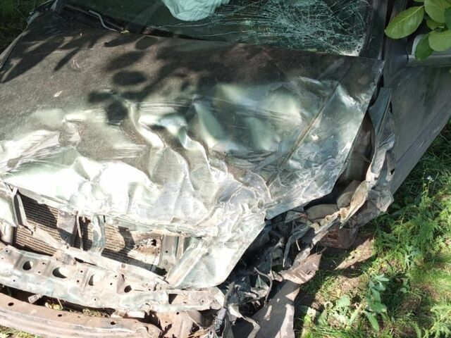 Зеленый Киа Соренто, объемом двигателя 2 л и пробегом 3 тыс. км за 1442 $, фото 4 на Automoto.ua