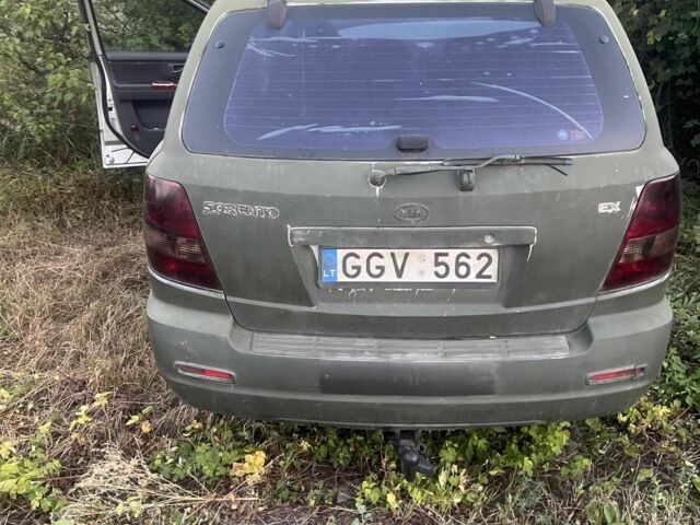 Зеленый Киа Соренто, объемом двигателя 2.5 л и пробегом 280 тыс. км за 1909 $, фото 5 на Automoto.ua