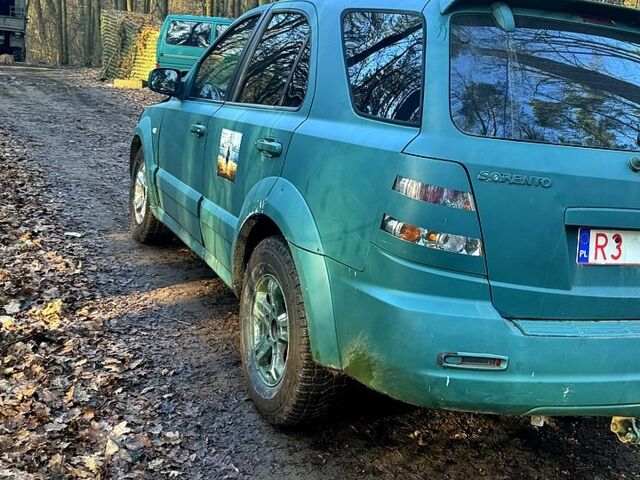 Зелений Кіа Соренто, об'ємом двигуна 2.5 л та пробігом 222 тис. км за 3500 $, фото 2 на Automoto.ua