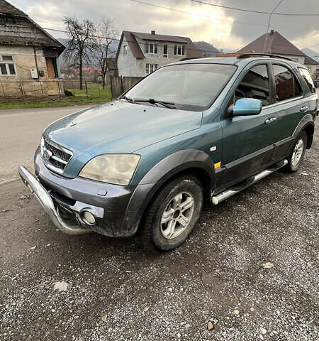 Зеленый Киа Соренто, объемом двигателя 2.5 л и пробегом 400 тыс. км за 5800 $, фото 3 на Automoto.ua
