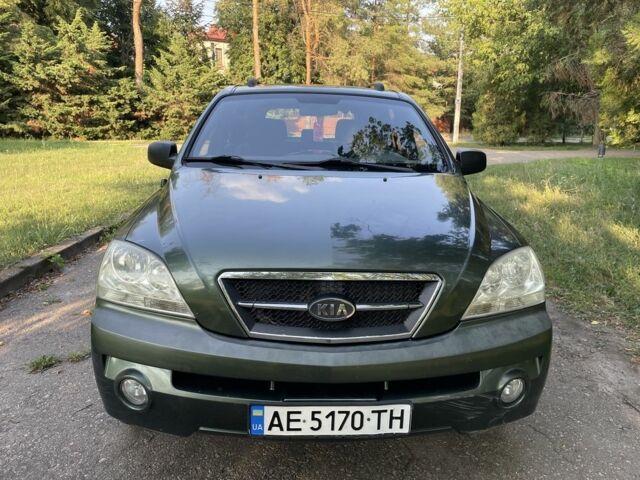 Зелений Кіа Соренто, об'ємом двигуна 2.4 л та пробігом 274 тис. км за 3999 $, фото 8 на Automoto.ua