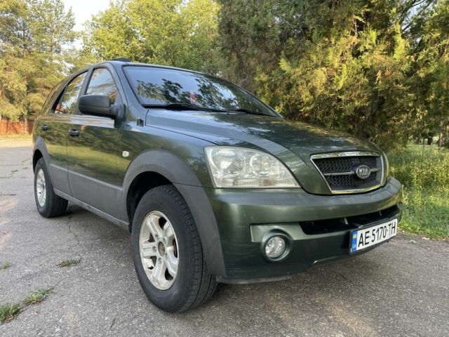Зелений Кіа Соренто, об'ємом двигуна 2.4 л та пробігом 274 тис. км за 3999 $, фото 7 на Automoto.ua