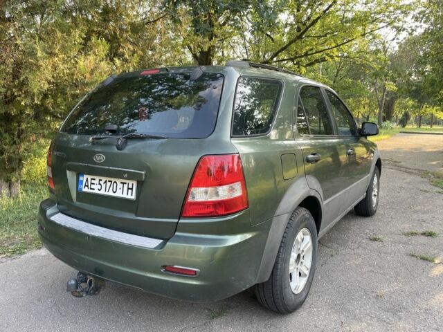 Зелений Кіа Соренто, об'ємом двигуна 2.4 л та пробігом 274 тис. км за 3999 $, фото 5 на Automoto.ua