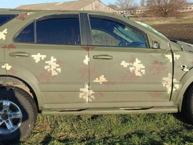 Зелений Кіа Соренто, об'ємом двигуна 2.5 л та пробігом 300 тис. км за 500 $, фото 1 на Automoto.ua