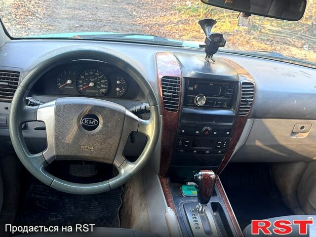 Зелений Кіа Соренто, об'ємом двигуна 2.5 л та пробігом 222 тис. км за 3500 $, фото 6 на Automoto.ua