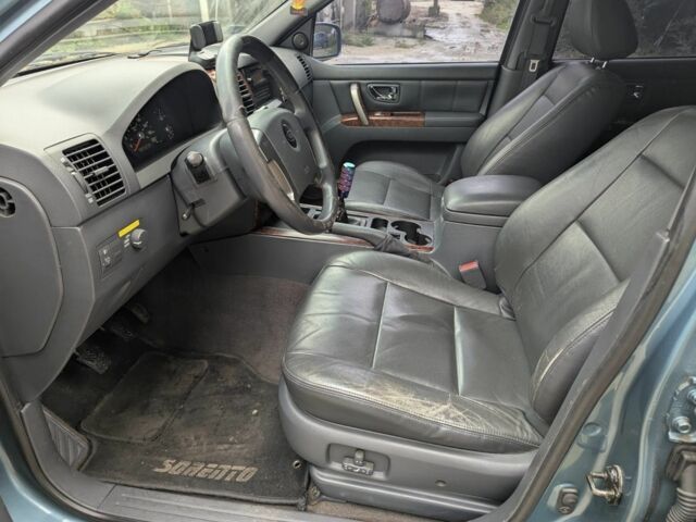 Киа Соренто 2004 в Львове на Automoto.ua Зеленый Киа Соренто, объемом двигателя 3 л и пробегом 308 тыс. км за 3700 $, фото 8 на Automoto.ua