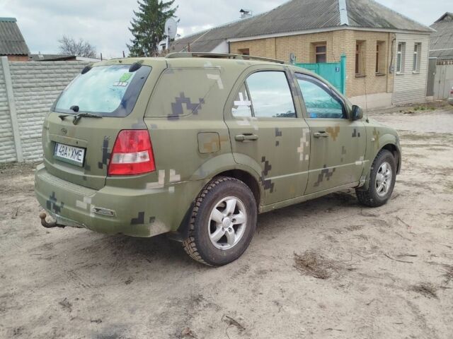 Зеленый Киа Соренто, объемом двигателя 2.5 л и пробегом 350 тыс. км за 3496 $, фото 3 на Automoto.ua