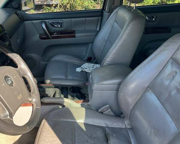 Зелений Кіа Соренто, об'ємом двигуна 2.5 л та пробігом 327 тис. км за 3500 $, фото 4 на Automoto.ua