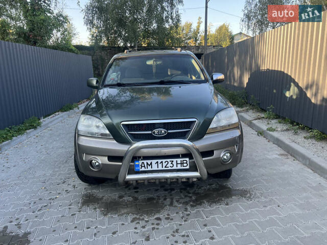 Зелений Кіа Соренто, об'ємом двигуна 3.5 л та пробігом 275 тис. км за 6350 $, фото 3 на Automoto.ua