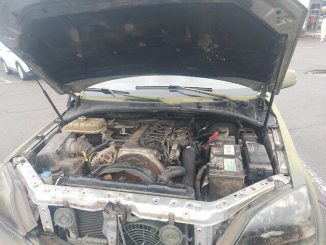 Зеленый Киа Соренто, объемом двигателя 0 л и пробегом 280 тыс. км за 2299 $, фото 6 на Automoto.ua