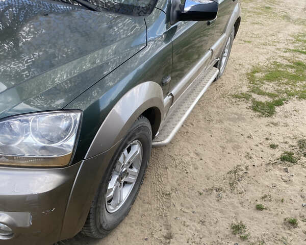 Зеленый Киа Соренто, объемом двигателя 3.5 л и пробегом 180 тыс. км за 6050 $, фото 2 на Automoto.ua