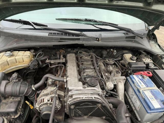 Зеленый Киа Соренто, объемом двигателя 2.5 л и пробегом 256 тыс. км за 3400 $, фото 8 на Automoto.ua