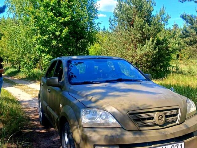 Зелений Кіа Соренто, об'ємом двигуна 2.5 л та пробігом 297 тис. км за 5750 $, фото 2 на Automoto.ua