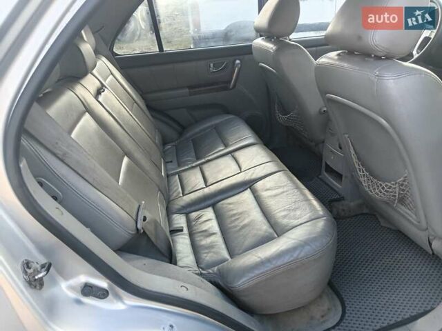 Зеленый Киа Соренто, объемом двигателя 2.5 л и пробегом 310 тыс. км за 3600 $, фото 6 на Automoto.ua