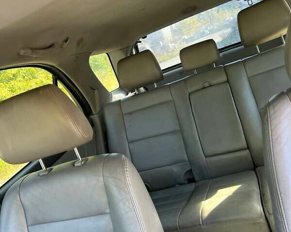 Зелений Кіа Соренто, об'ємом двигуна 2.5 л та пробігом 327 тис. км за 3500 $, фото 5 на Automoto.ua