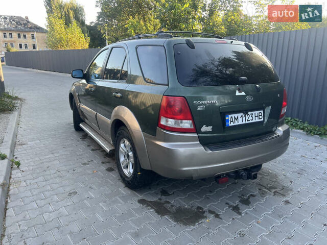Зелений Кіа Соренто, об'ємом двигуна 3.5 л та пробігом 275 тис. км за 6350 $, фото 1 на Automoto.ua