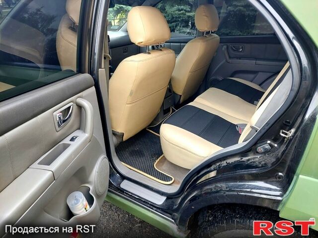 Зелений Кіа Соренто, об'ємом двигуна 2.5 л та пробігом 330 тис. км за 5100 $, фото 7 на Automoto.ua