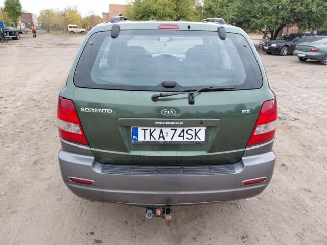Киа Соренто 2005 в Днепре (Днепропетровске) на Automoto.ua Зеленый Киа Соренто, объемом двигателя 2.5 л и пробегом 250 тыс. км за 3499 $, фото 4 на Automoto.ua