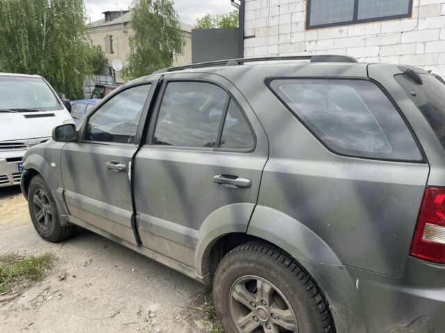 Зеленый Киа Соренто, объемом двигателя 2.5 л и пробегом 300 тыс. км за 1813 $, фото 8 на Automoto.ua
