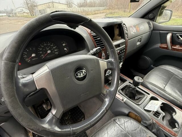 Зеленый Киа Соренто, объемом двигателя 0 л и пробегом 257 тыс. км за 2850 $, фото 4 на Automoto.ua