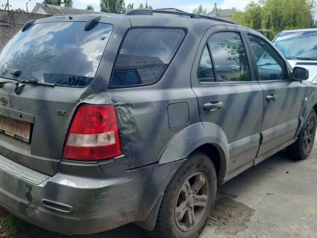 Зеленый Киа Соренто, объемом двигателя 2.5 л и пробегом 300 тыс. км за 1813 $, фото 6 на Automoto.ua