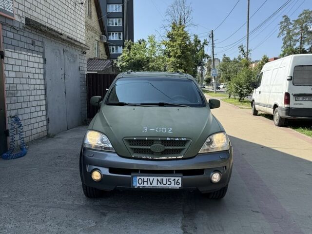 Зеленый Киа Соренто, объемом двигателя 2.5 л и пробегом 245 тыс. км за 4000 $, фото 6 на Automoto.ua