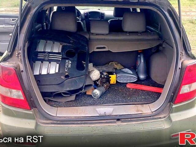 Зеленый Киа Соренто, объемом двигателя 2.5 л и пробегом 260 тыс. км за 3000 $, фото 5 на Automoto.ua