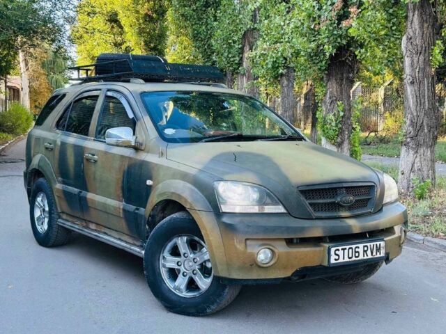 Зеленый Киа Соренто, объемом двигателя 2.5 л и пробегом 280 тыс. км за 3587 $, фото 1 на Automoto.ua